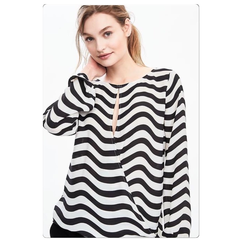New - BR blouse - Picture 2 of 4
